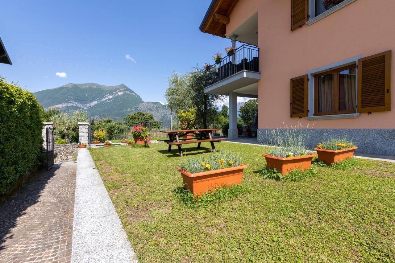 Apartment With Garden And Parking Bellagio Exterior foto